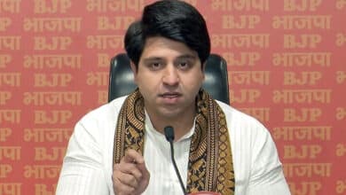 Poonawala attacked Congress on the incident of gang rape in Belgaum