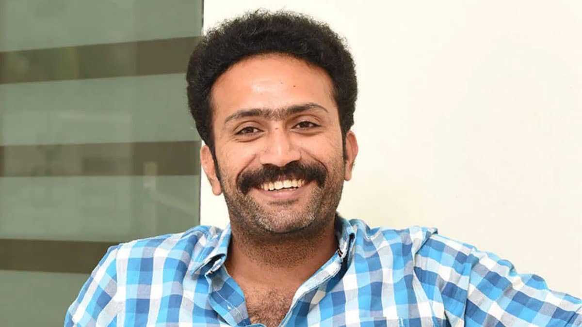Shine Tom Chacko's father dies in a road accident, actor and mother injured