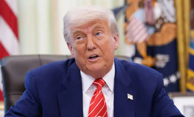 Trump supporters protest against his strategy regarding Iran