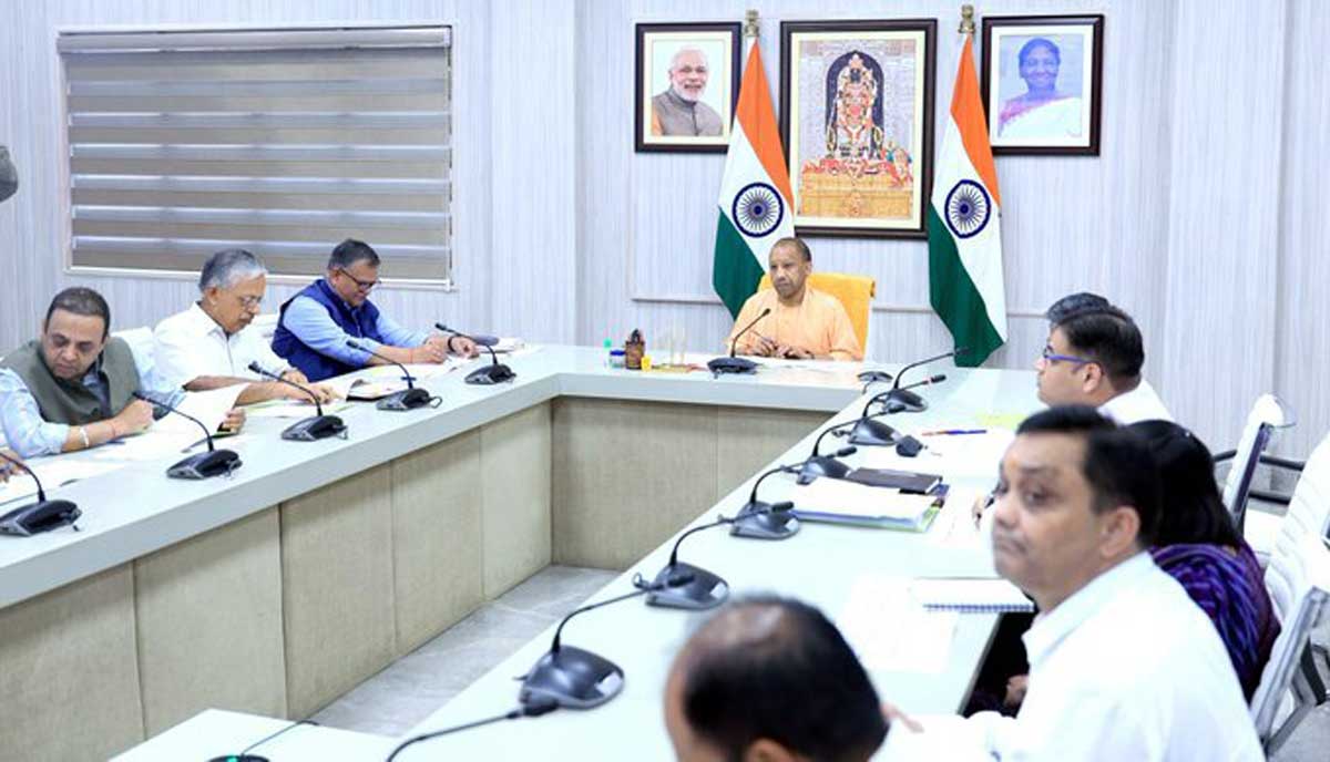 Yogi Adityanath reviews state tax department
