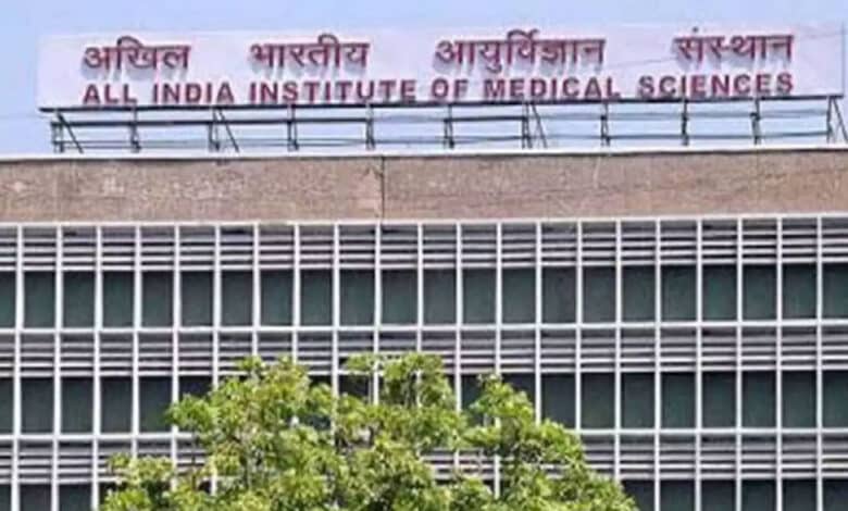 Successful weight loss operation of a 250 kg person in Delhi AIIMS, know full details