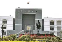 Gujarat HC receives bomb threat, police begins search