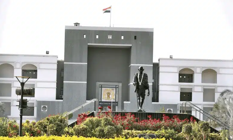 Gujarat HC receives bomb threat, police begins search