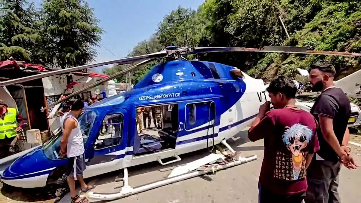 Helicopter returning from Kedarnath crashes, seven devotees killed
