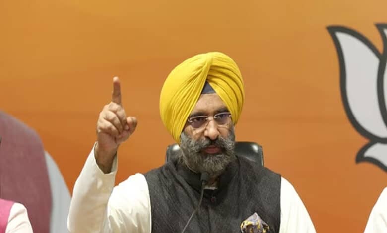 Manjinder Singh Sirsa claims – Arvind Kejriwal is doing illegal land acquisition in Punjab