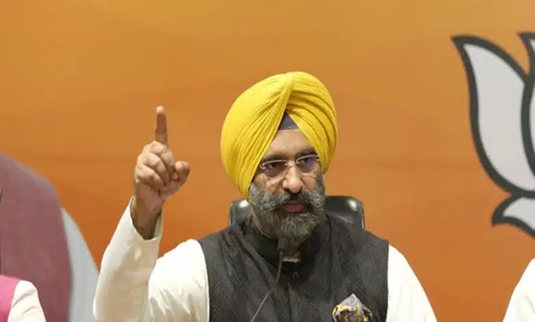 Manjinder Singh Sirsa claims – Arvind Kejriwal is doing illegal land acquisition in Punjab