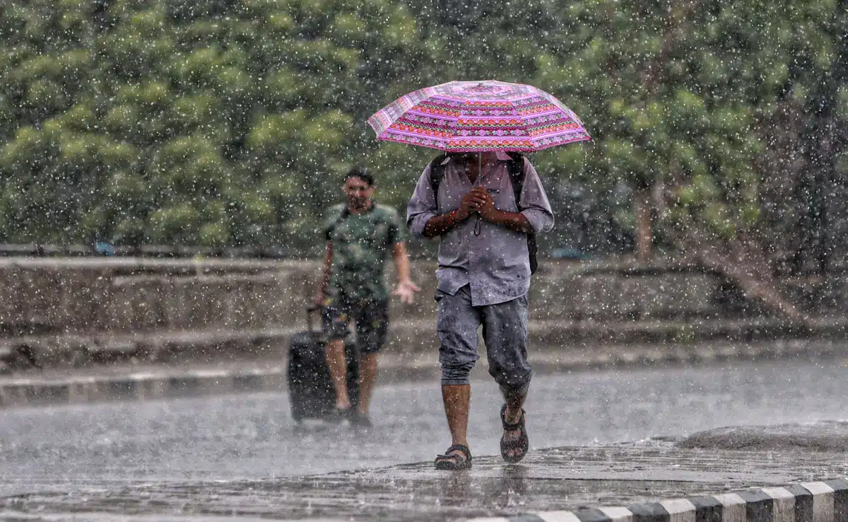 IMD alert: Rain warning in all states of India, yellow alert issued in Delhi