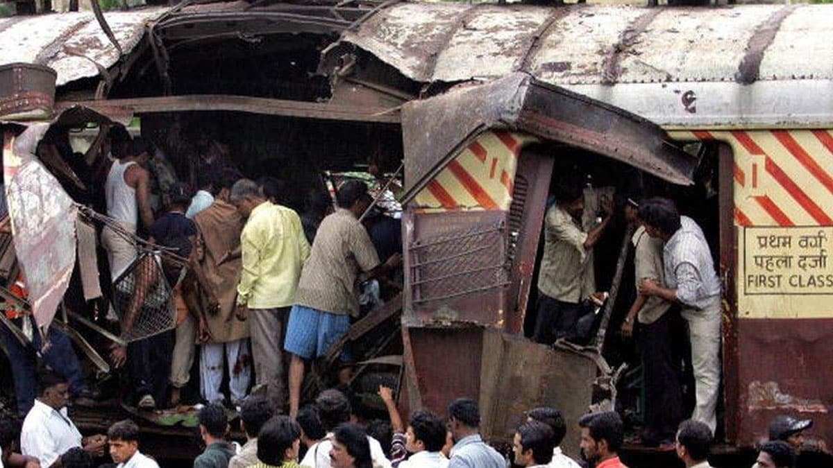 New twist in 2006 Mumbai train blast case: Court acquits all 12 accused