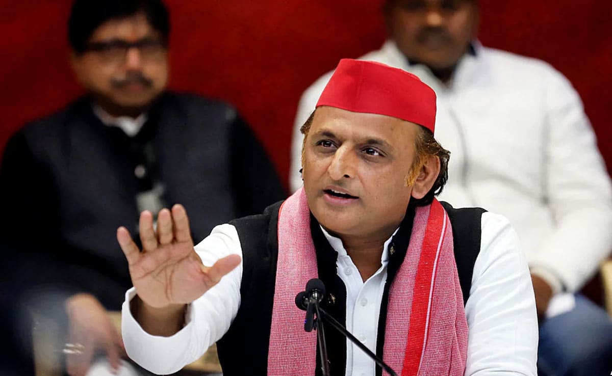 Akhilesh Yadav's attack on tariff dispute: "This is the beginning of bad days"