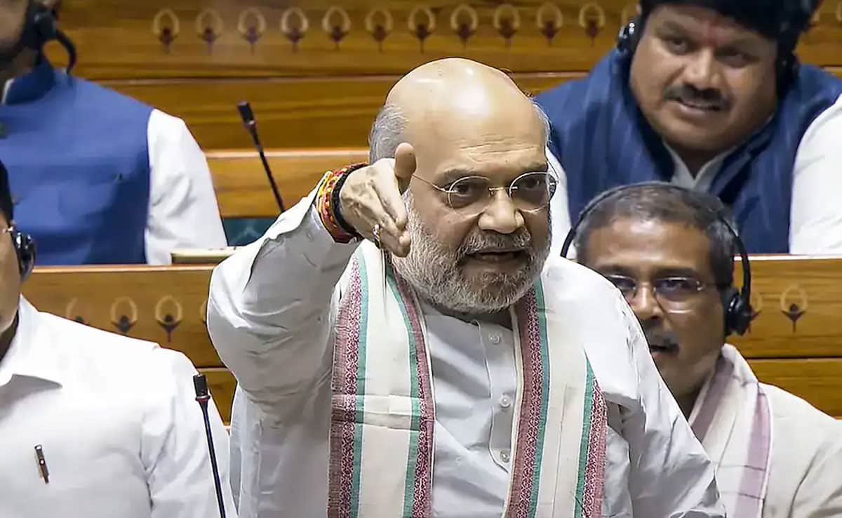 Amit Shah's attack on Chidambaram: Why are you defending Pakistan?