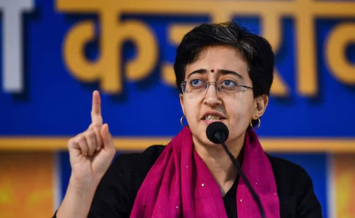 After Delhi, bomb threats to 40 private schools in Bengaluru, police reached the spot