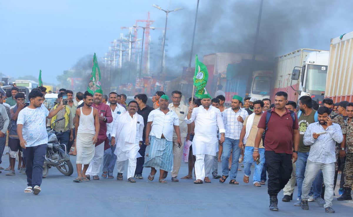 Bihar Bandh: Mahagathbandhan held statewide protest, Rahul Gandhi also participated