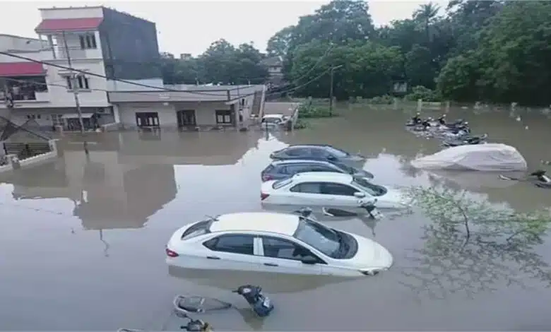 2 killed, 1 missing as car swept away in flooded causeway in Gujarat