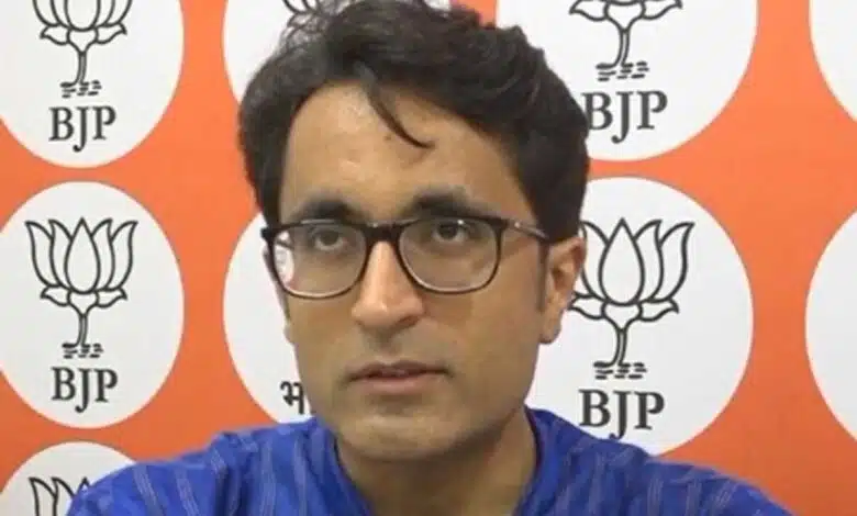 INDI alliance silent on Maulvi's comment against Dimple Yadav