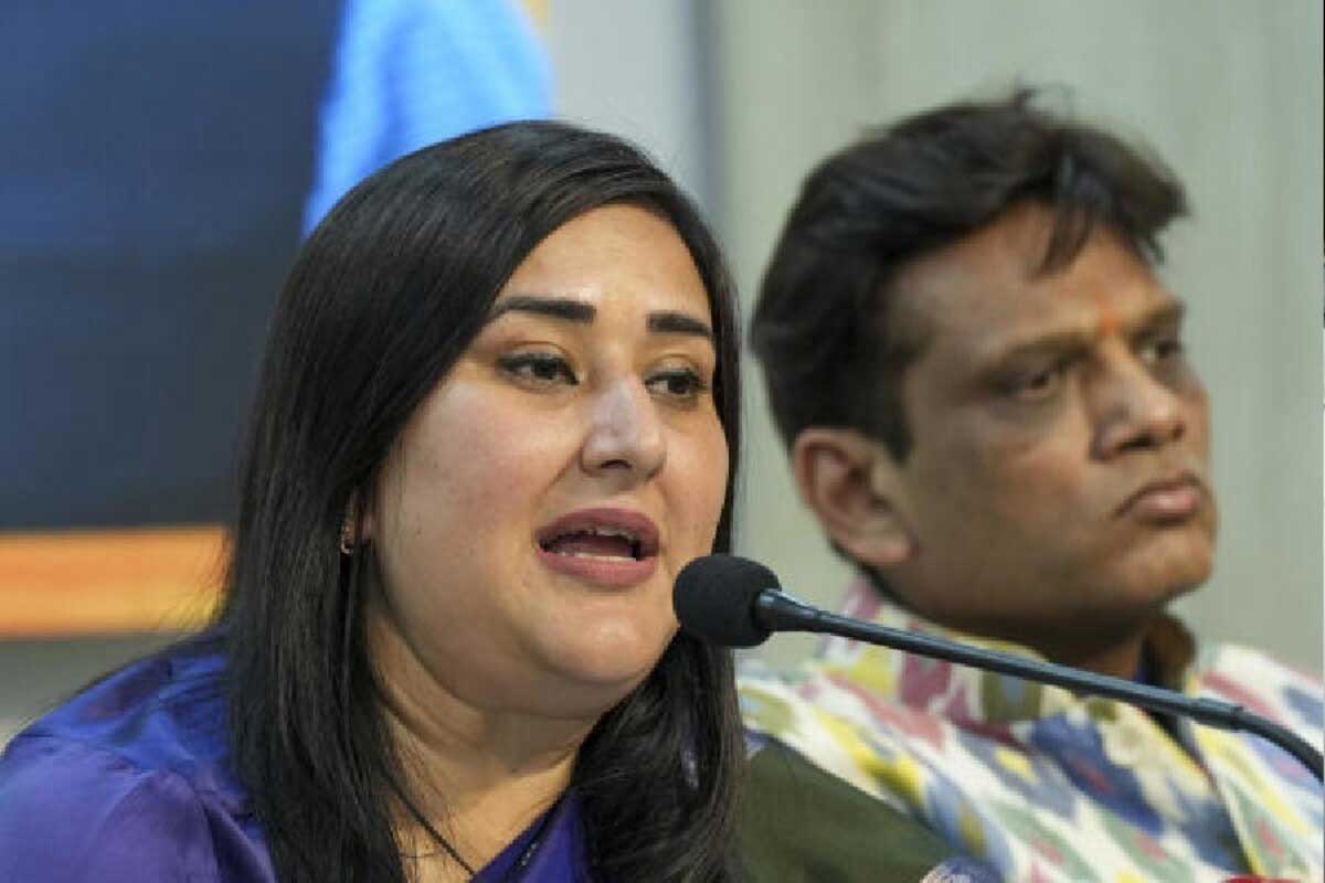 INDI alliance silent on Maulvi's comment against Dimple Yadav