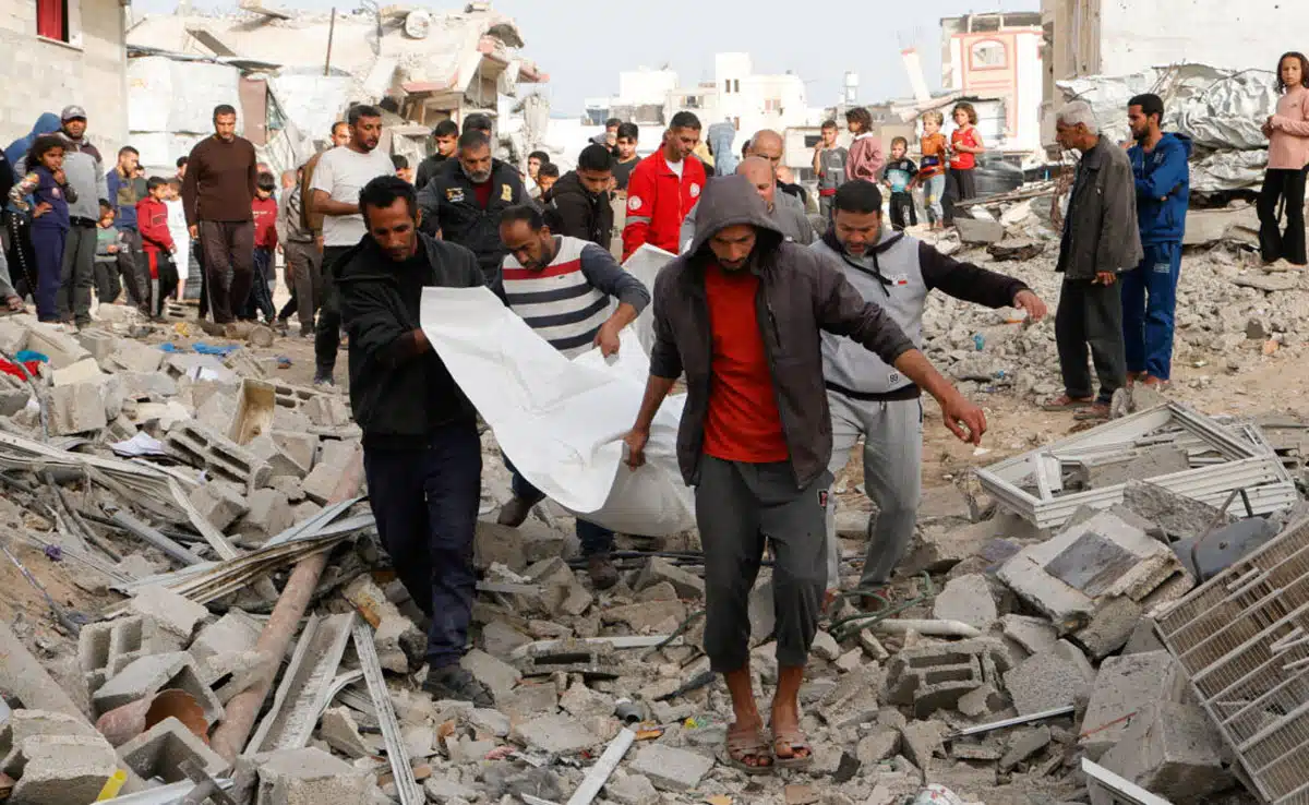 Israeli attacks continue in Gaza, 30 killed; children also lost their lives