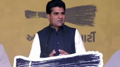 Isudan Gadhvi attacks Vadodara bridge accident, demands resignation from Chief Minister