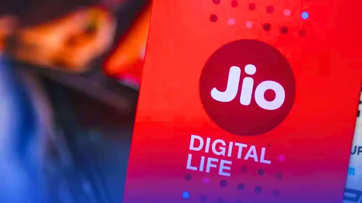 Jio's 84-day affordable plan has won the hearts of millions, free benefits included too