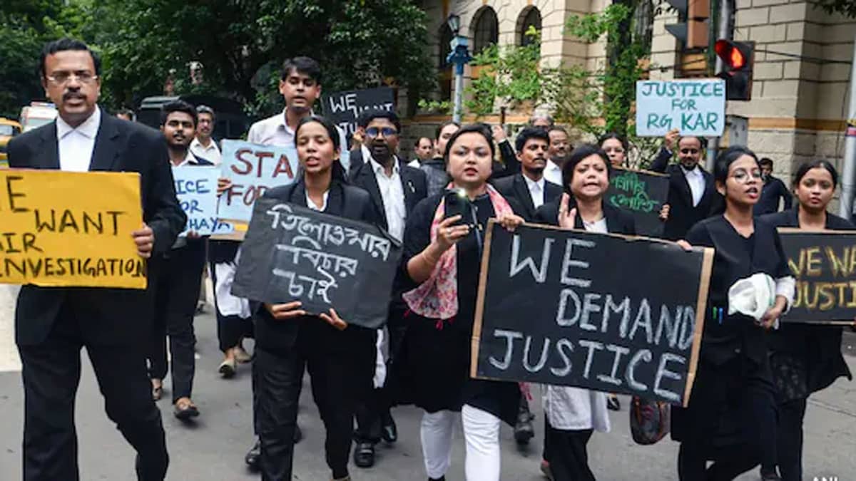 Kolkata law college student raped