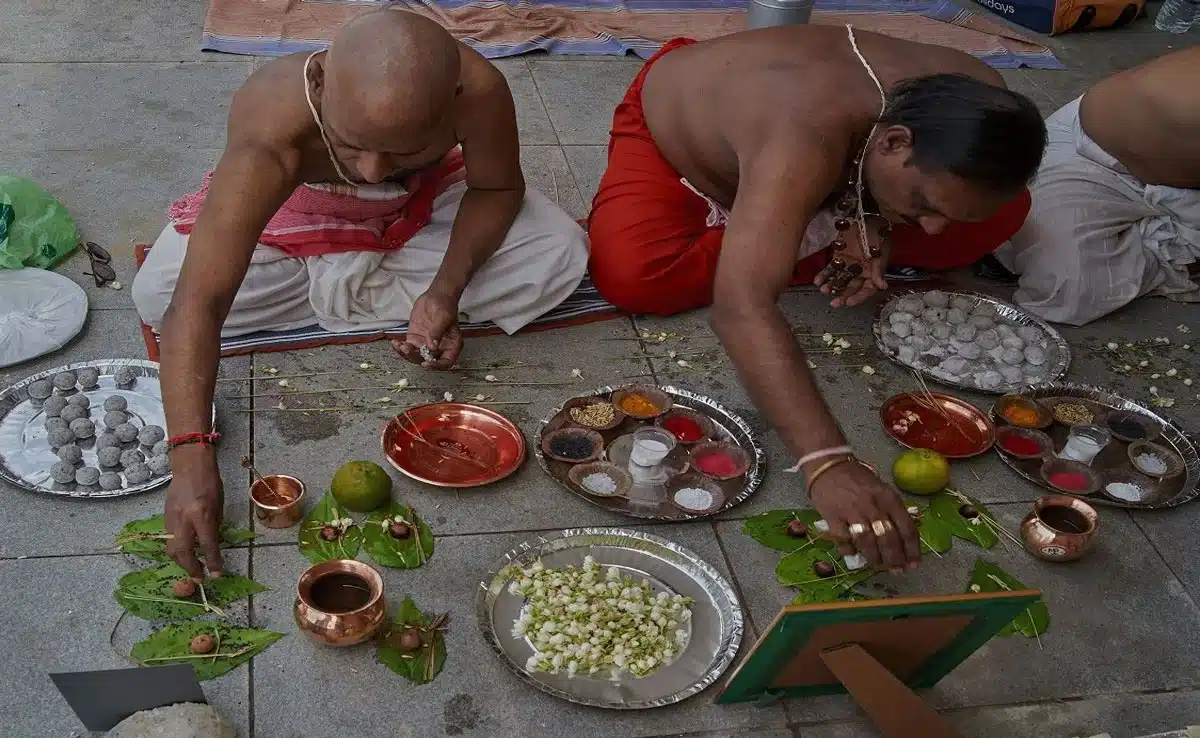 Pitru Paksh 2025: Know the dates, major rituals and special significance of lunar eclipse