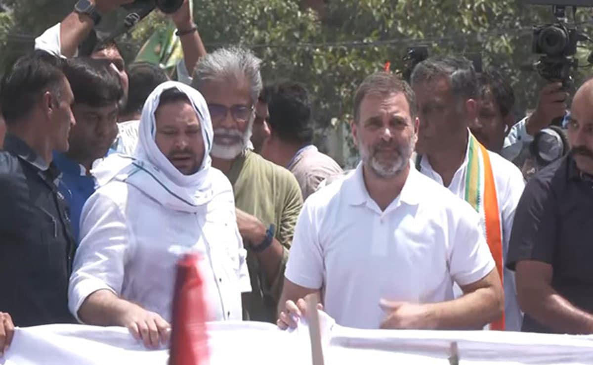 Rahul Gandhi leads 'Bihar Bandh' to protest voter list revision
