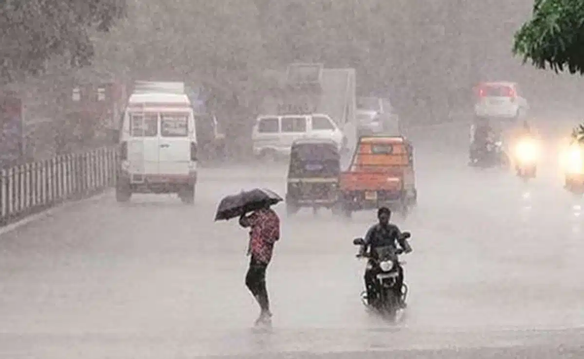 Yellow alert issued due to rain in Delhi | See weather updates of Rajasthan, Himachal, UP here