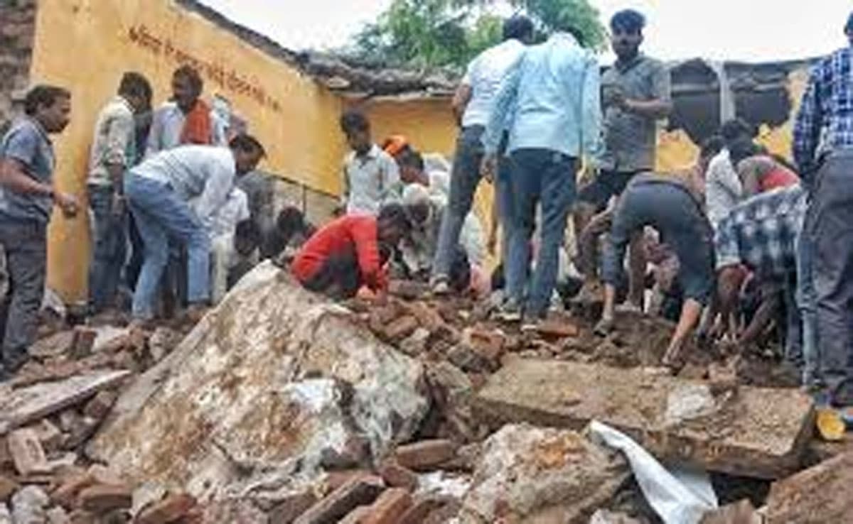 7 children died due to collapse of school building in Rajasthan, 2 in ICU