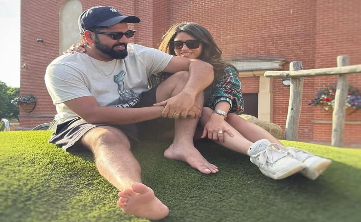 Rohit Sharma was spotted enjoying holidays in London