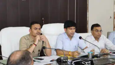 Sambhal: Dialogue with traders under the chairmanship of District Magistrate and Superintendent of Police