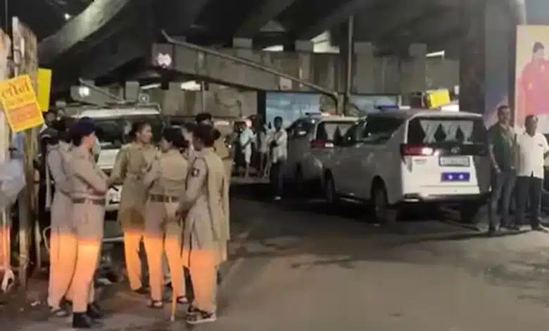 Murder during robbery at a jeweler's shop in Surat, one accused arrested