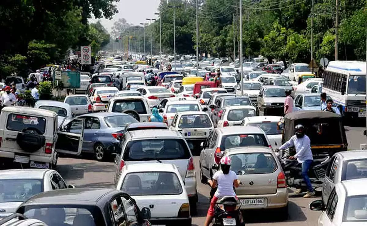Delhi: Traffic advisory issued to alert travellers as Kanwar Yatra begins