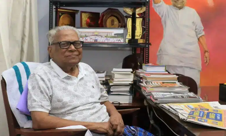 Former Kerala Chief Minister VS Achuthanandan is no more, wave of mourning in the state
