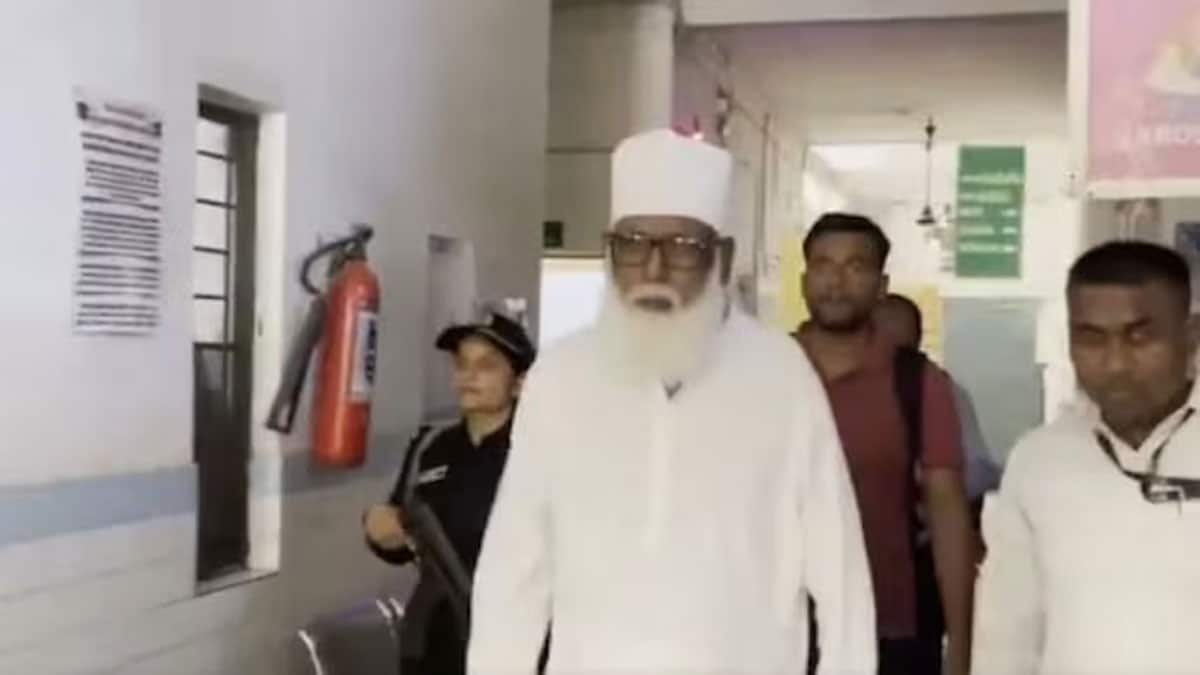 ED raids in Changur Baba case, simultaneous action at 14 locations in UP-Mumbai