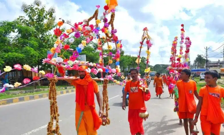 Kanwar Yatra: High speed ambulance hits Kanwariyas in Ghaziabad, 2 dead and 3 injured
