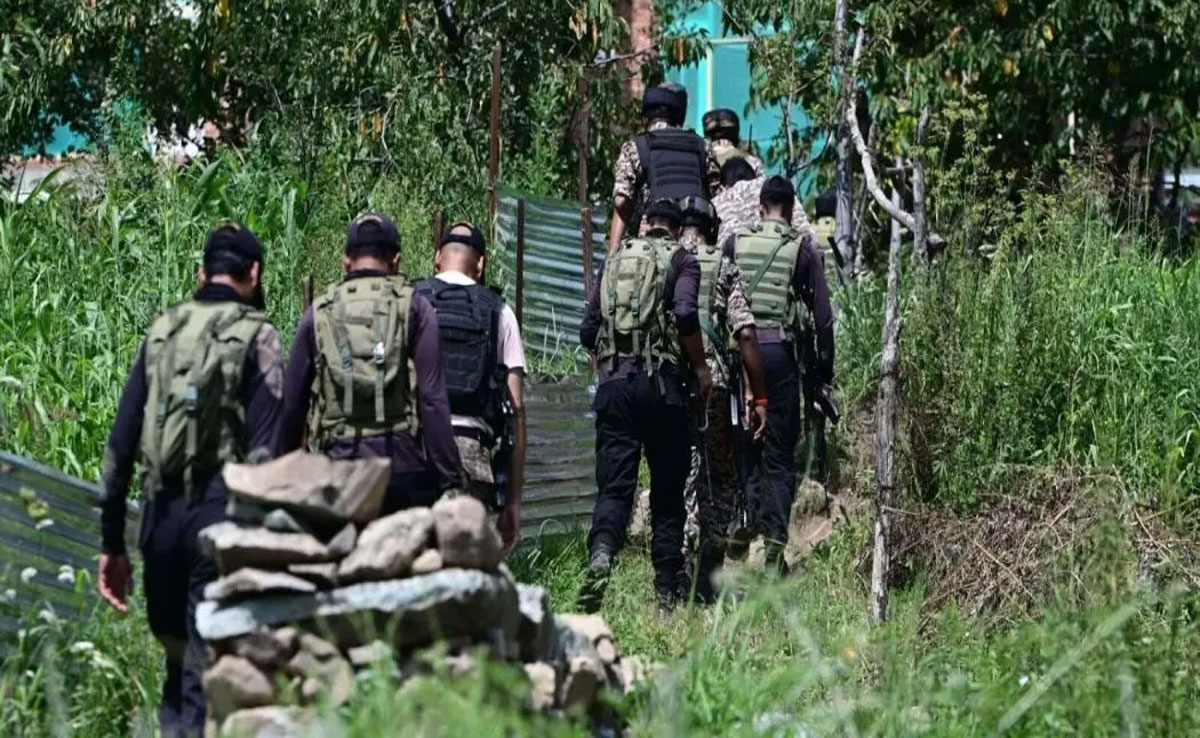 Akhilesh Yadav raised questions on the ceasefire decision, said 'Pakistan could have been taught a lesson'