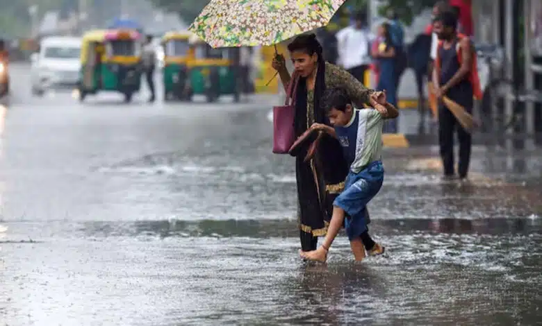 Yellow alert issued due to rain in Delhi | See weather updates of Rajasthan, Himachal, UP here