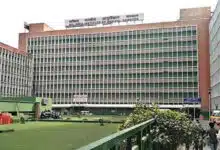 A massive fire broke out in the Mother and Child Block of Delhi AIIMS, 10 fire engines reached the spot