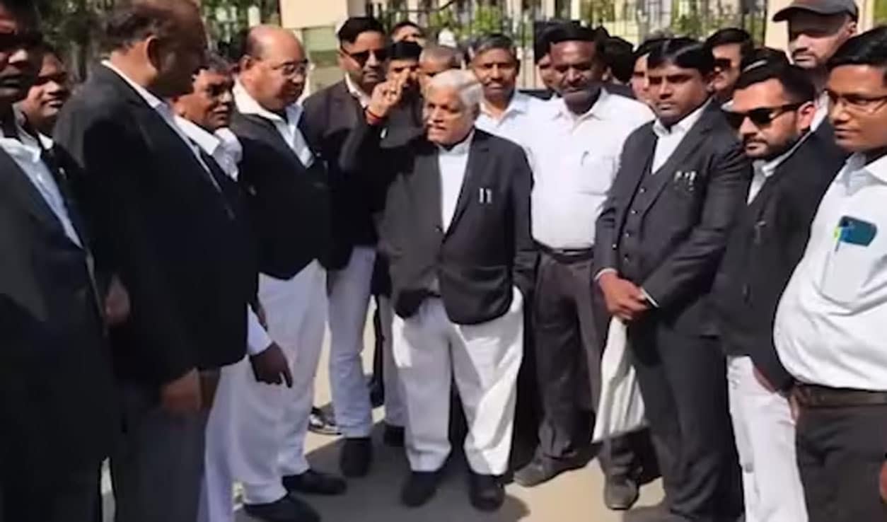 SC withdraws order restraining Allahabad HC judge from passing judgement in criminal cases