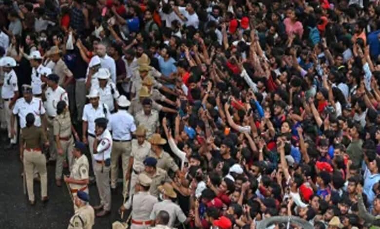RCB announces Rs 25 lakh compensation for families of stampede victims