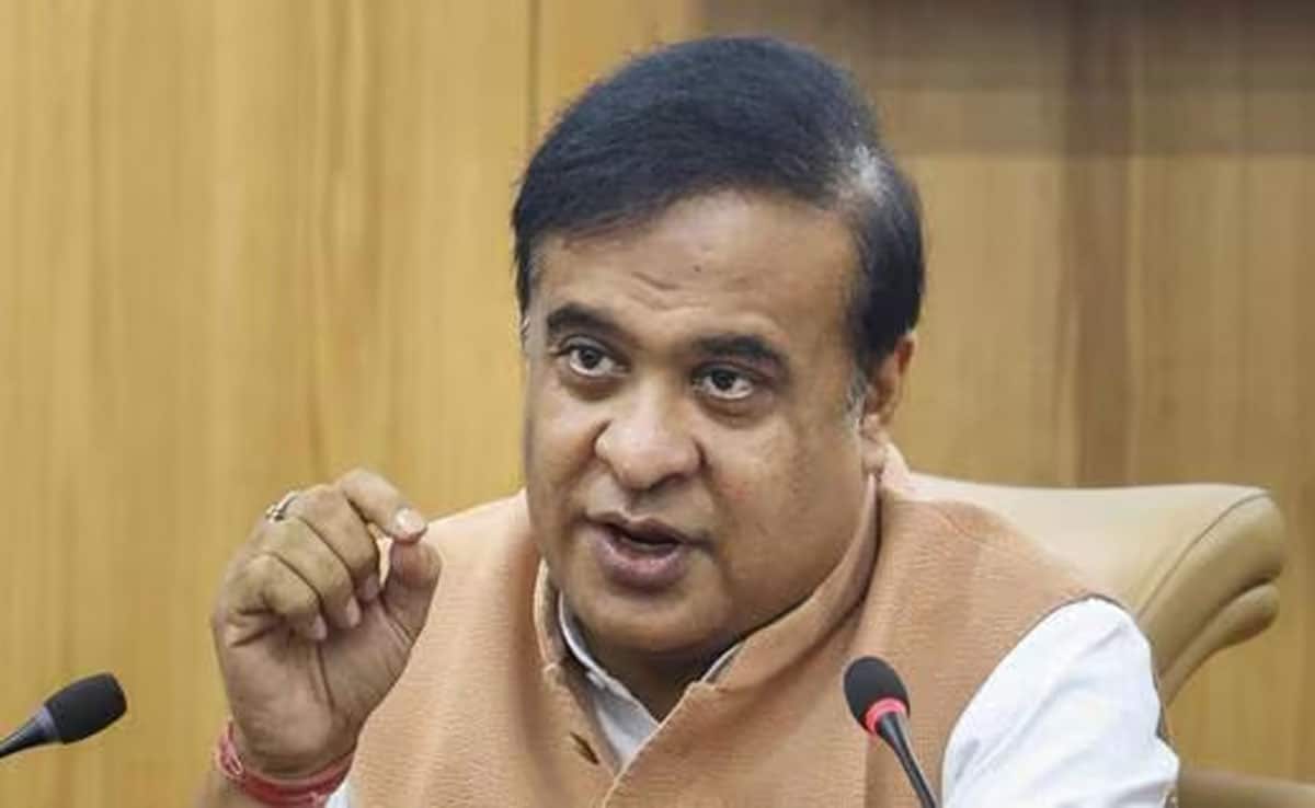 CM Himanta's big announcement: Illegal migrants will not get Aadhaar card in Assam