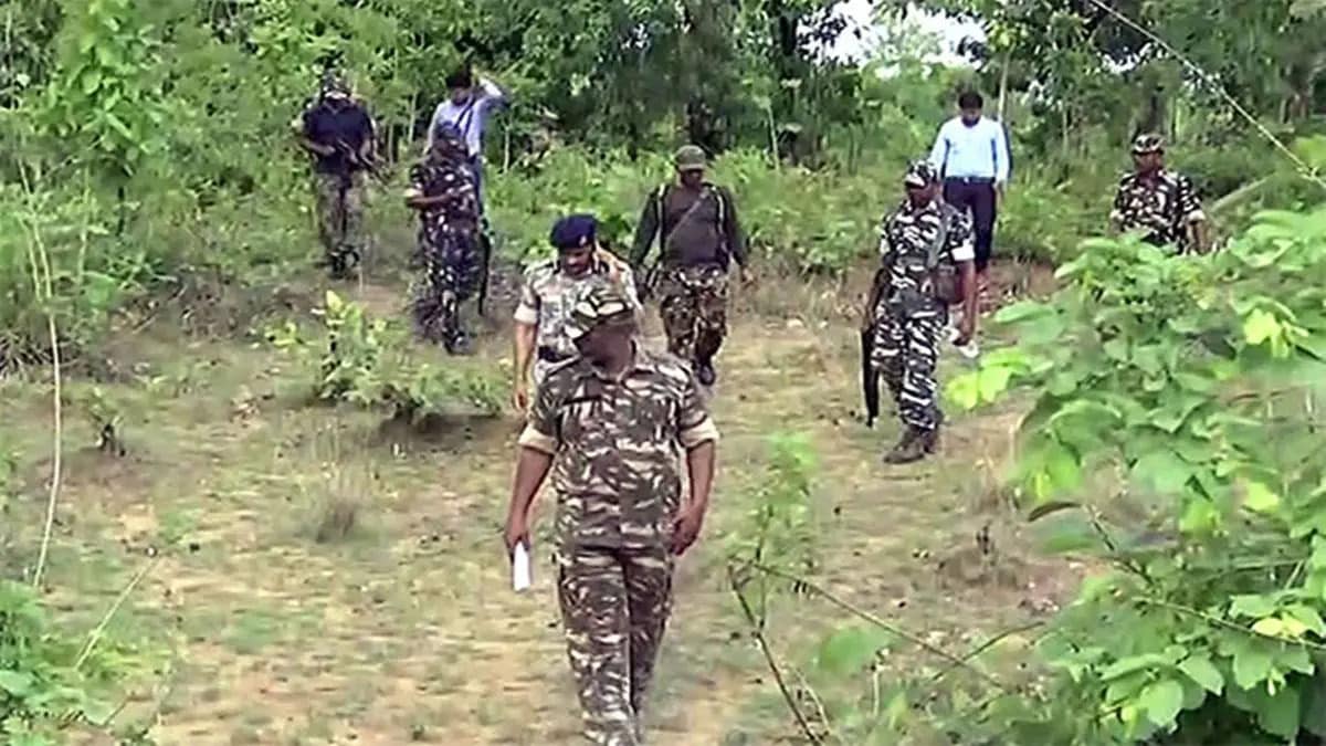 One policeman martyred, three others injured in IED blast during anti-Naxal operation in Bijapur, Chhattisgarh