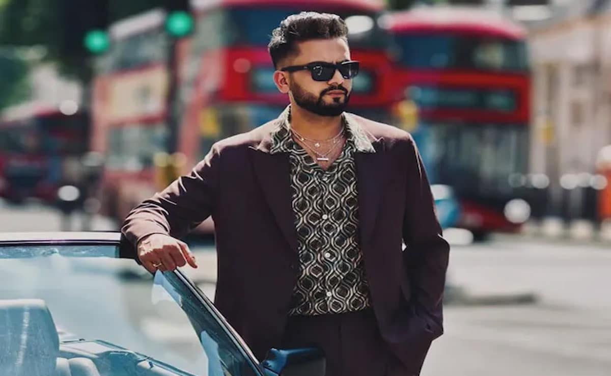 "Elvish Yadav controversy: Is over-sharing by influencers becoming a problem?".