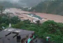 Weather update Heavy rain in JK and Himachal