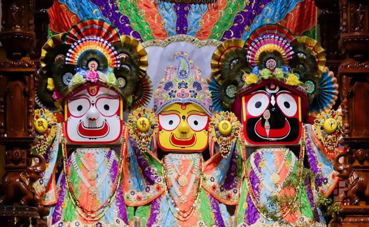 Janmashtami 2025: Divine tableaus and Raasleela will be held in these famous temples