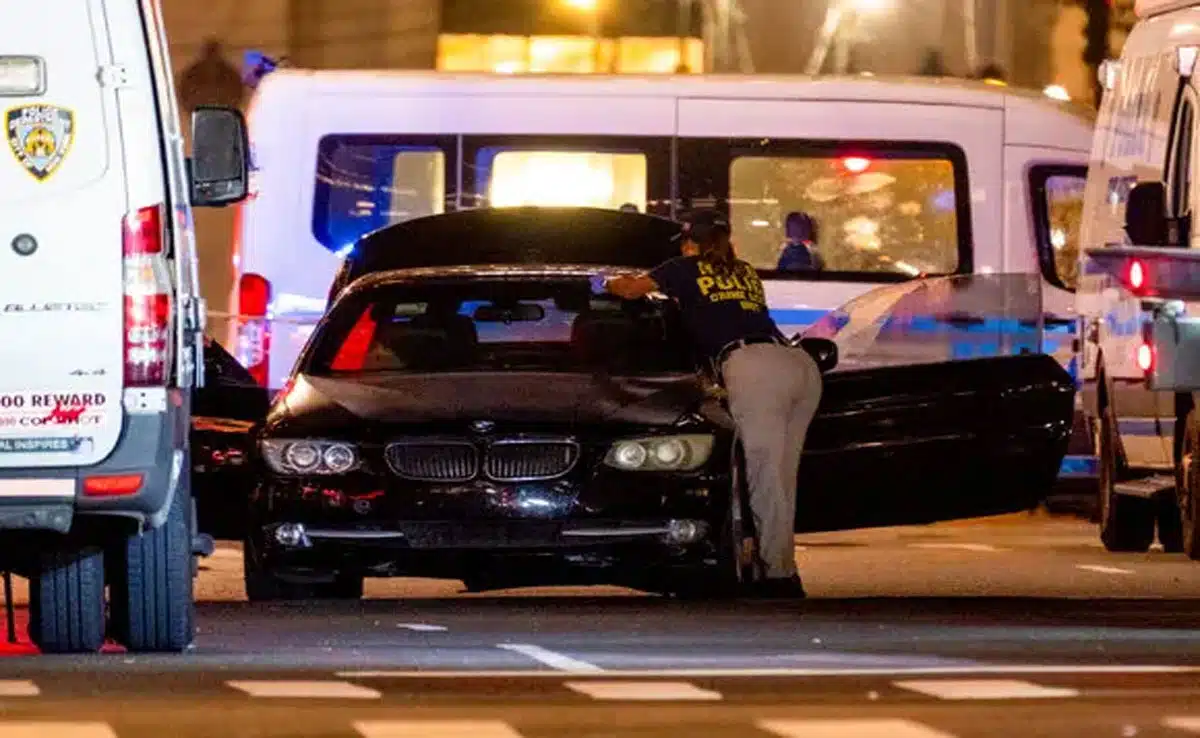 Mass shooting at a restaurant in New York City, 3 people feared dead, 8 injured