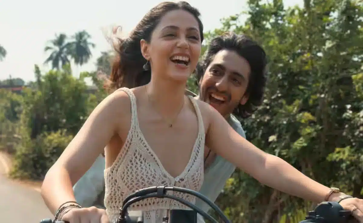 Saiyaara Box Office Collection Day 25: Ahaan Pandey's debut film crosses Rs 319 crore