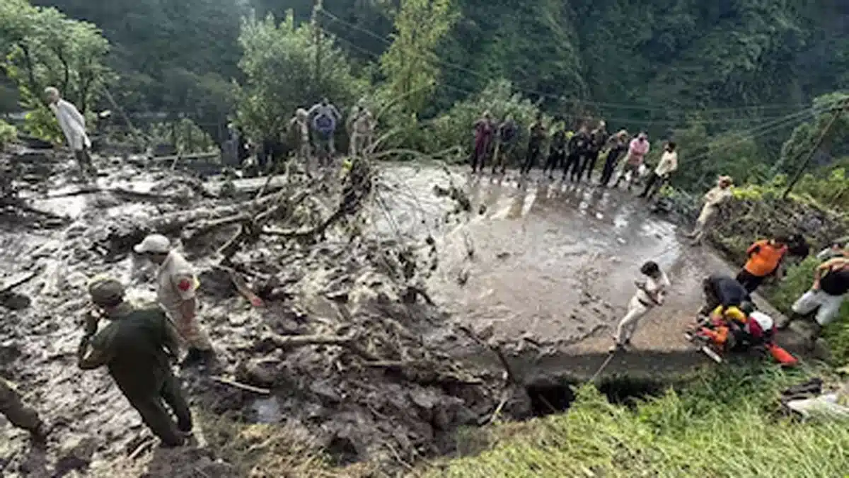 Three people died due to cloudburst in Ramban, Jammu and Kashmir, Union Minister assured all possible help