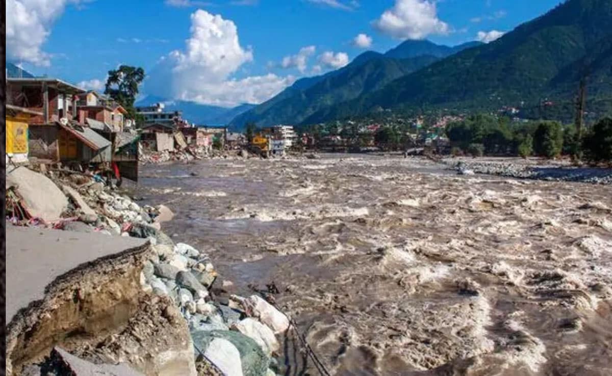 Weather update: Rain alert issued in Delhi-NCR, Uttarakhand; Amarnath and Kedarnath Yatra suspended
