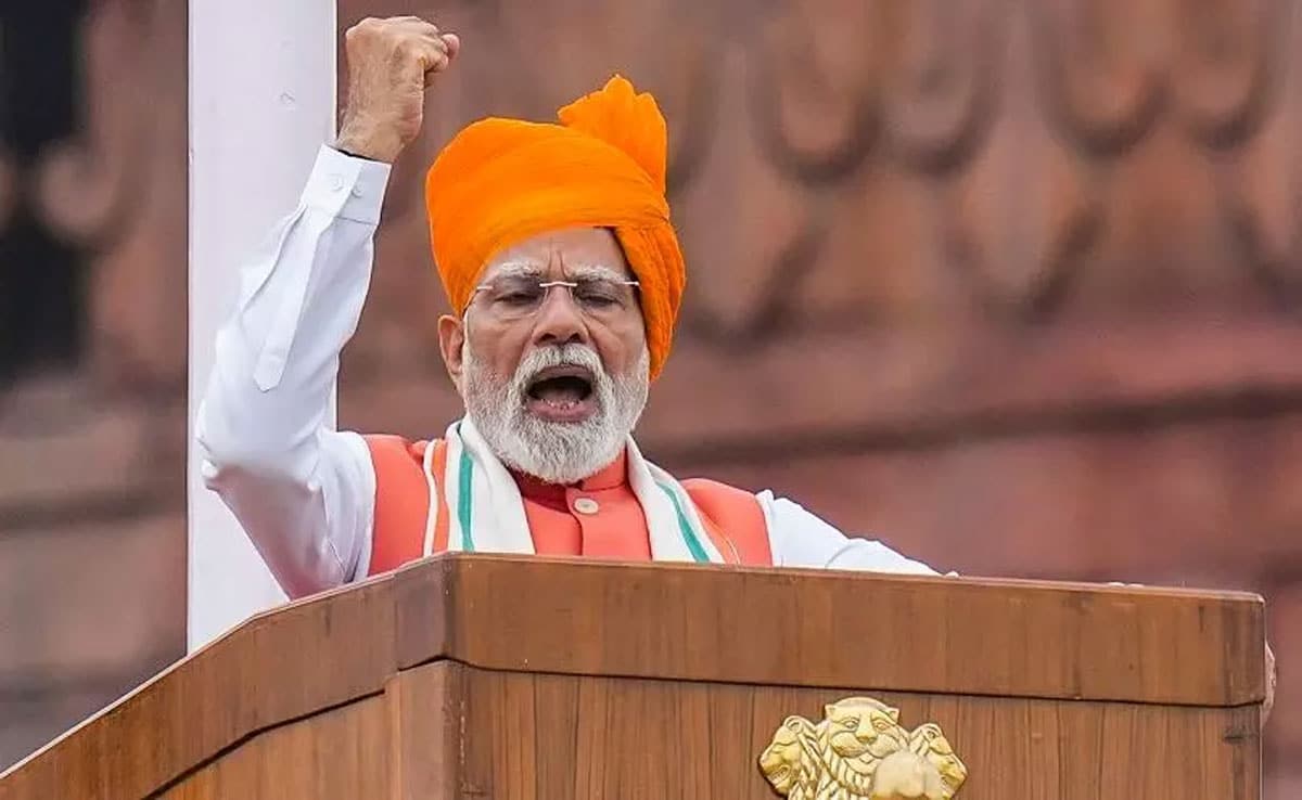 PM Modi's announcement: New GST system with lower tax rates this Diwali