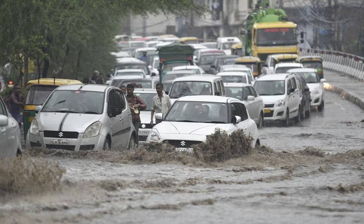 Rain in Delhi-NCR and UP; IMD issued alert for many states
